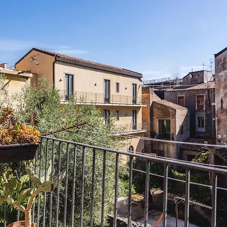 Classic La Maddalena By Wonderful Italy Catánia
